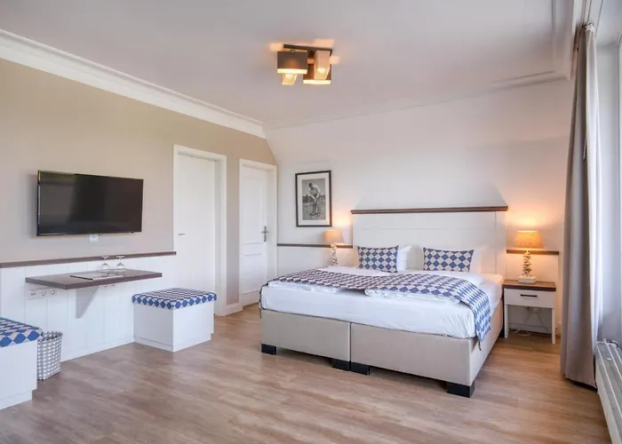 Strandgruen Timmendorfer Strand