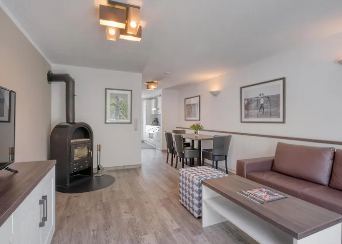 Strandgruen Apartment *